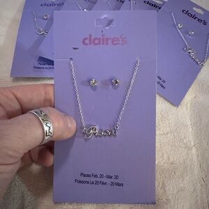 Claire's Silver Pisces Necklace Set